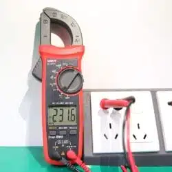 مولتی متر کلمپی یونی تی مدل UNI-T UT201 Plus
