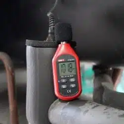 صوت سنج دیجیتال یونی تی مدل UNI-T UT353BT عصرتولز