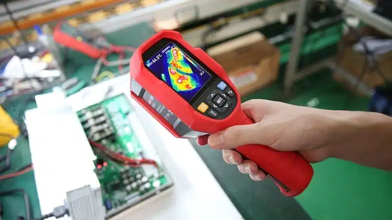 ترموویژن یونی تی مدل +UNI-T UTi165A