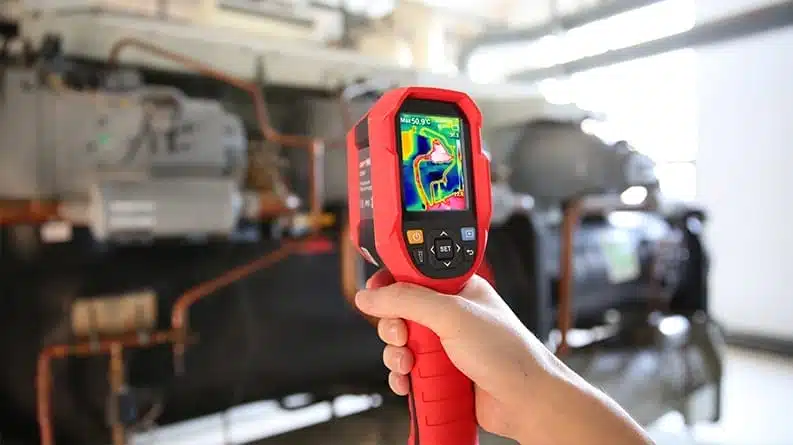 ترموویژن یونی تی مدل +UNI-T UTi165A