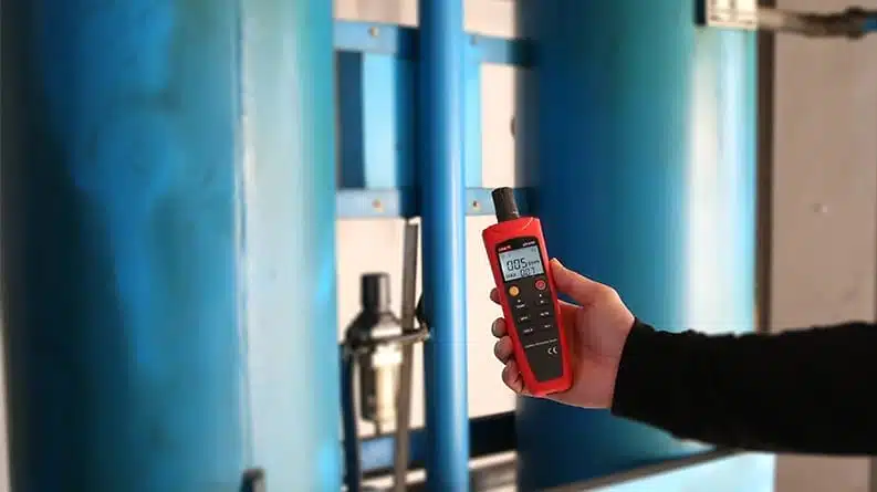 آنالایزر مونوکسید کربن یونیتی مدل UNI-T UT337A