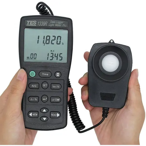 TES-1339R Data Logger Light Meter Lux Tester Met Cd Software En RS232 Kabel-0-نور سنج دیتالاگر تی ای اس مدل TES TES-1339R