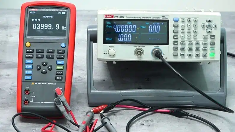 کالیبراتور چندمنظوره یونی تی مدل UNI-T UT715