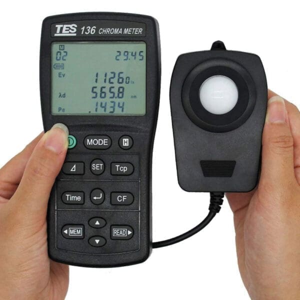 TES-136 Chroma Meter Illuminometer Meter with Data Logger Function-0- کلوین متر و رنگ سنج نور تی ای اس مدل TES TES-136