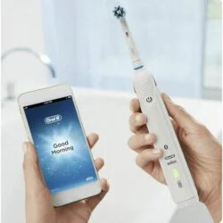 مسواک برقی اورال بی مدل ORAL-B SMART 4 4000N Black Edition عصرتولز