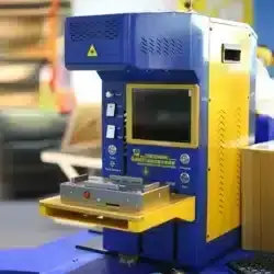 دستگاه جداکننده ال سی دی لیزری مکانیک مدل MECHANIC iLaser Pro عصرتولز