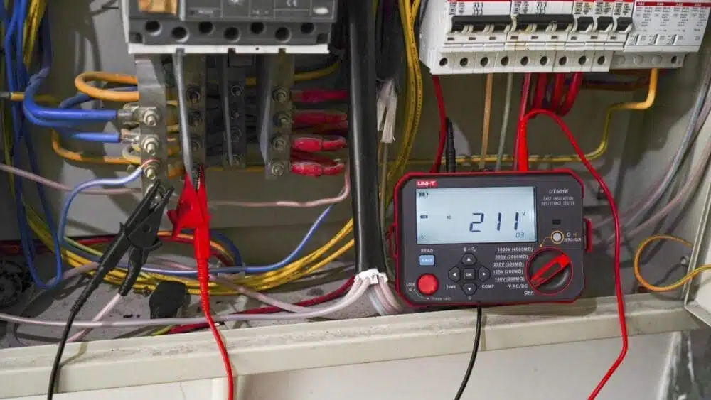 میگر دیجیتال یونی تی مدل UNI-T UT501E