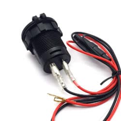 شارژر خودرو رو پنلی با دو خروجی مدل USB 4.2A