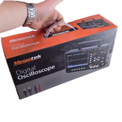 اسیلوسکوپ دیجیتالی مگاتک مدل MEGATEK 2D10
